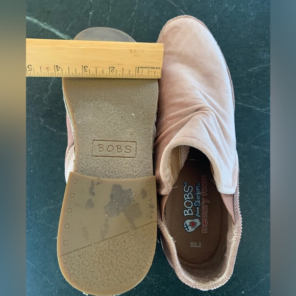 Bob's Velvet and Corduroy ankle boots. Size 8.5 - Picture 10 of 10